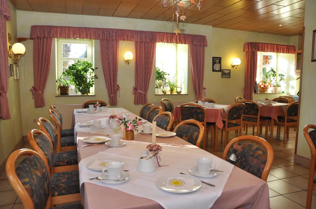 Pension Lindenhof Kromsdorf Exterior foto