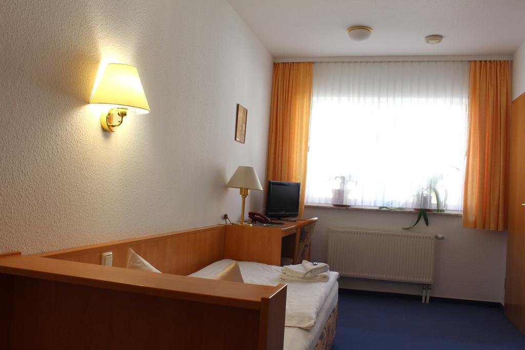 Pension Lindenhof Kromsdorf Exterior foto